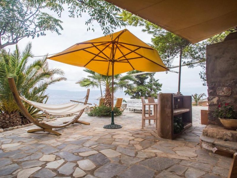 villas pro lady of hydra