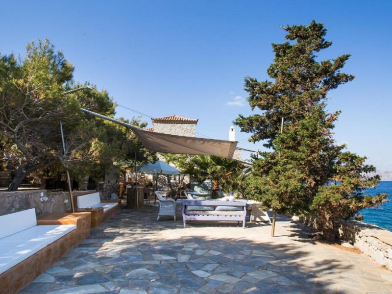 villas pro lady of hydra