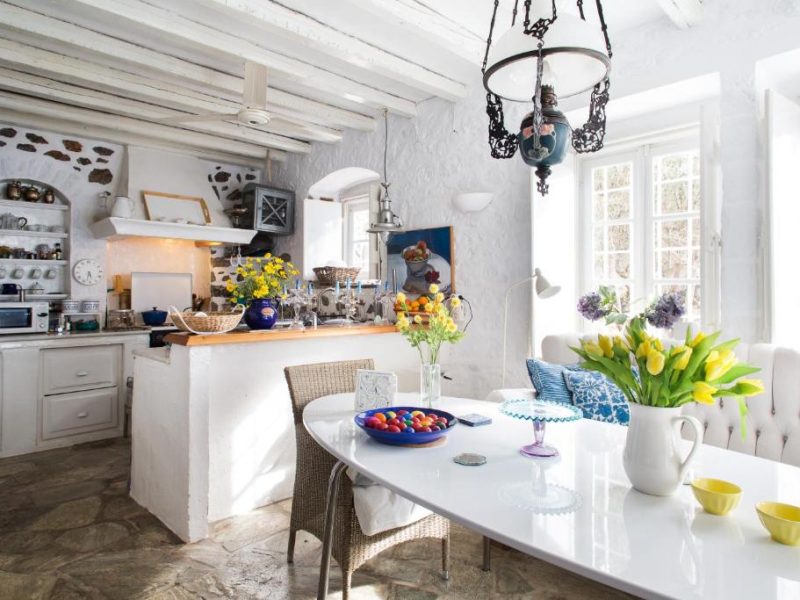 villas pro lady of hydra