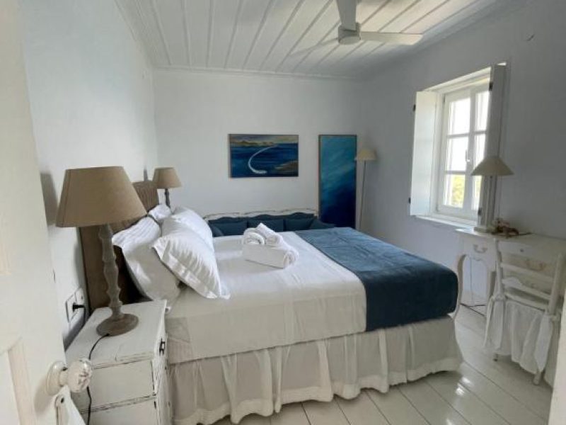 villas pro lady of hydra